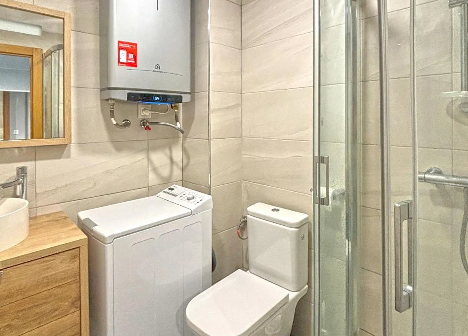 Stylish Studio Close By The Sea Benalmadena Apartment