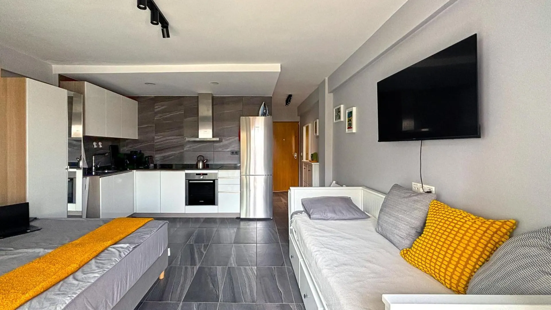 Stylish Studio Close By The Sea Benalmadena 0*,  Spain